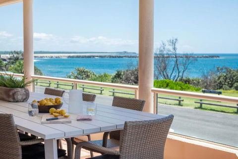Sandrift One - Oceanstays - Geraldton Accommodation 0