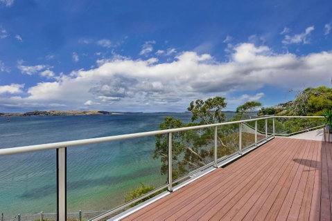Sandy Bay Beachfront Oasis Direct Beach Access - Geraldton Accommodation 1