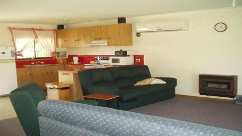 Sandy Escape - Geraldton Accommodation 2