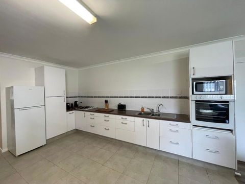 Springfield Stay - Geraldton Accommodation 2