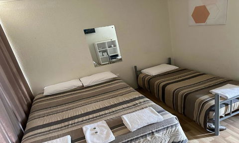 St George Hotel Motel - Geraldton Accommodation 1