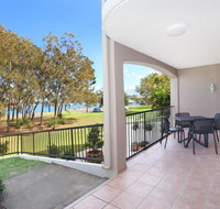 Beachport 14 - 2 BDRM Apt with Canal Views on Parkyn Pde - Geraldton Accommodation
