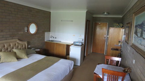 Beachview Motel - Adults Only - Geraldton Accommodation 3