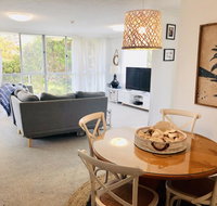 Beachy Bright and the Best Location on the GC - Geraldton Accommodation