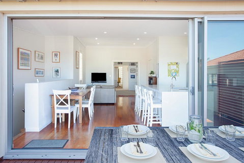 Beautiful Coastal Family-Sized Home - Geraldton Accommodation 3