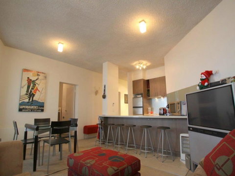 Beehive 18 - Geraldton Accommodation 3