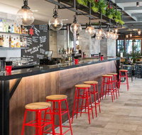 Beer Deluxe Albury - Geraldton Accommodation