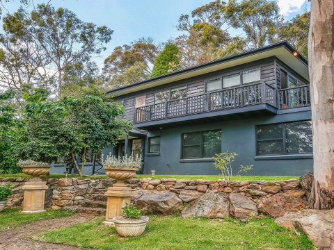Bellara - Your Home Among The Gum Trees! - Geraldton Accommodation 0