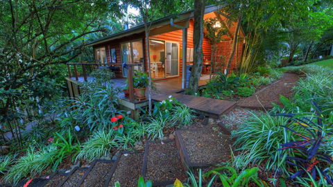 Belle's At Montville - Geraldton Accommodation 0