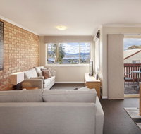 Beloka 9 - Overlooking Lake Jindabyne - Geraldton Accommodation