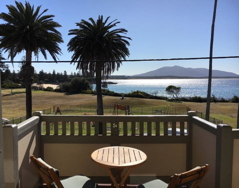 Bermagui Beach Hotel - Geraldton Accommodation 0