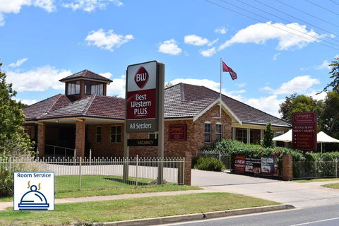 Best Western Plus All Settlers Motor Inn - Geraldton Accommodation 0