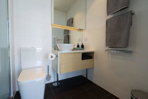 Blue Moon At Watson - Wifi - Gym - Pool - Cafe - Geraldton Accommodation 3