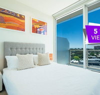 Blue Moon at Watson - Wifi - Gym - Pool - Cafe - Geraldton Accommodation