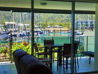 Blue on Blue Apt 1015