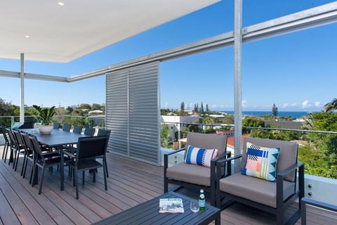 Bluey's Beach House - 5 Bedroom - Geraldton Accommodation 2