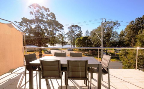 Boardwalk Apartment 6 - Geraldton Accommodation 2