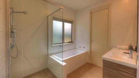 Tides Reach - Geraldton Accommodation 2