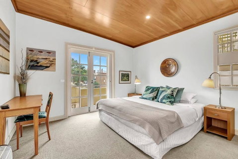 Time And Tide Beach Cottage On The Esplanade - Geraldton Accommodation 3