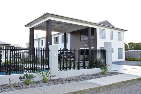 Western Downs Motor Inn - Geraldton Accommodation 0