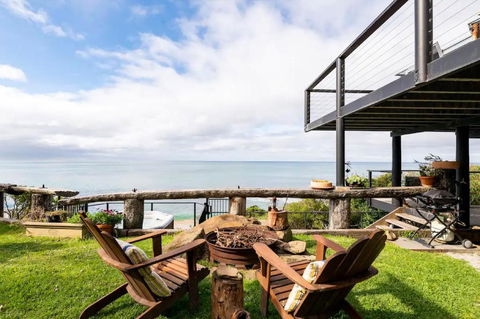 Y Vue - Beachside Apartment With Ocean Views - Geraldton Accommodation 0