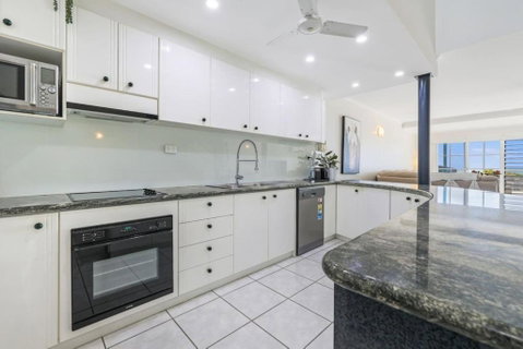 Absolute Beachfront Bliss-Best Location In Darwin - Geraldton Accommodation 4