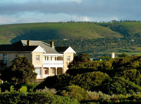 YHA Port Elliot Beach House - Geraldton Accommodation 0