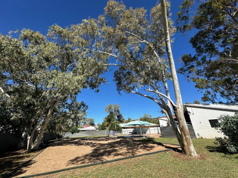 Secure Bush Sanctuary - Geraldton Accommodation 2