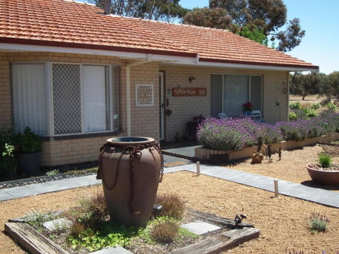 Yellow Gum Bed And Breakfast - Geraldton Accommodation 3