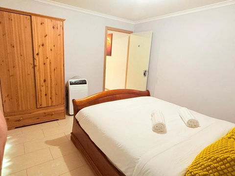 YF Home Sweet Home - Geraldton Accommodation 2