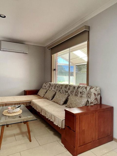 YF Home Sweet Home - Geraldton Accommodation 2