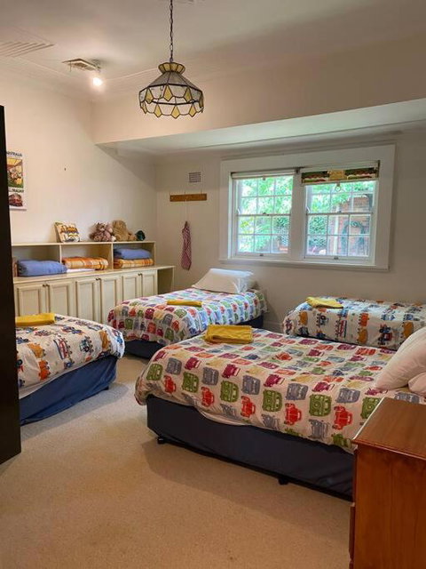 York Cottage. A Country Retreat In Burradoo. - Geraldton Accommodation 1