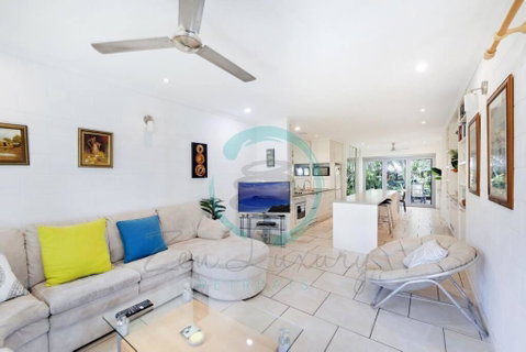 ZEN TREETOPS - Boutique 2-BR Apt W/ Private Pool - Geraldton Accommodation 2