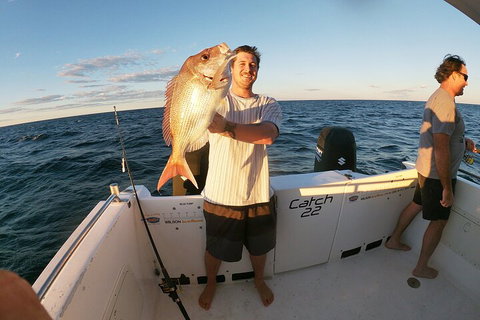 3/4 Day 7 Hour Offshore Fishing Charter - Geraldton Accommodation 3