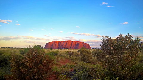 Uluru (Ayers Rock) Sunset Tour - Geraldton Accommodation 2
