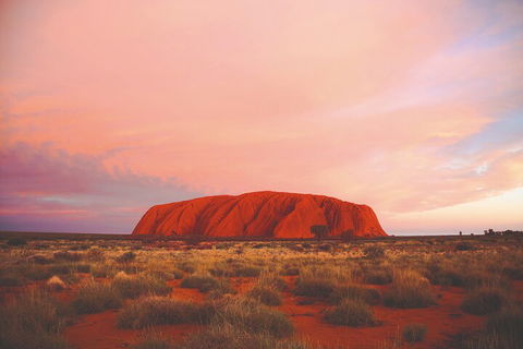 Uluru (Ayers Rock) And Kings Canyon In 3 Days - Geraldton Accommodation 0