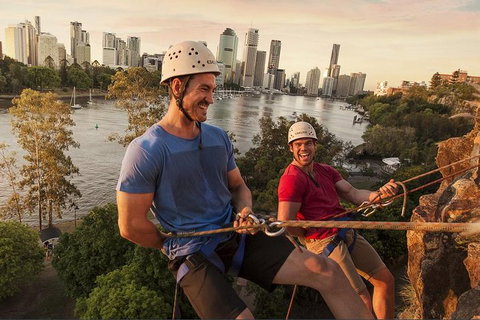 Abseiling The Kangaroo Point Cliffs In Brisbane - Geraldton Accommodation 5