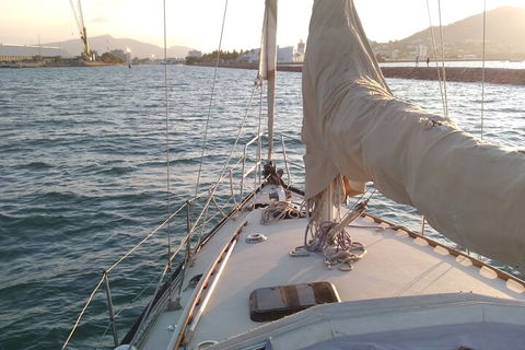 Townsville Small Group Sunset Sail Sailing Cruise Boat Tour Charter Hire - Geraldton Accommodation 4