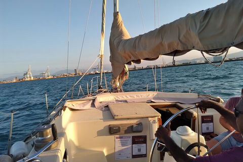 Townsville Small Group Early Morning Sailing Cruise Boat Tour Charter Hire - Geraldton Accommodation 3