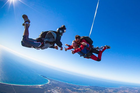 Byron Bay Tandem Sky Dive - Geraldton Accommodation 0