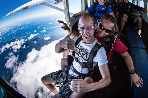 Byron Bay Tandem Sky Dive - Geraldton Accommodation 4