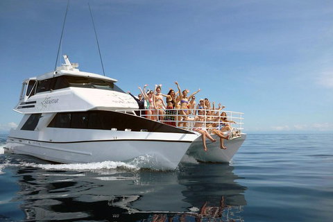 Seastar Luxury Outer Great Barrier Reef Island And Reef Tour From Cairns - Geraldton Accommodation 4