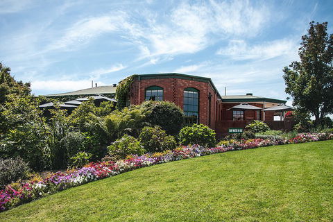 Yarra Valley Premium Tour Inc Lunch And Cheese And Wine Pairing At De Bortoli - Geraldton Accommodation 3