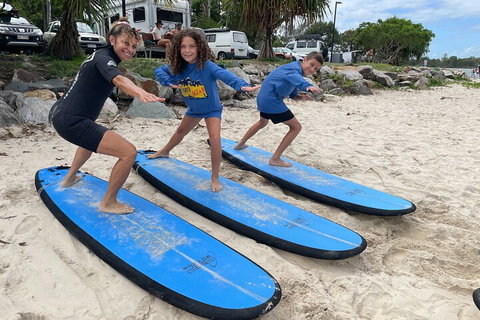 Private Beginners Surf Lessons, Noosa World Surf Reserve - Geraldton Accommodation 4