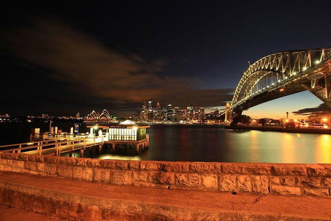 Sydney: Book A Local Host - Geraldton Accommodation 1